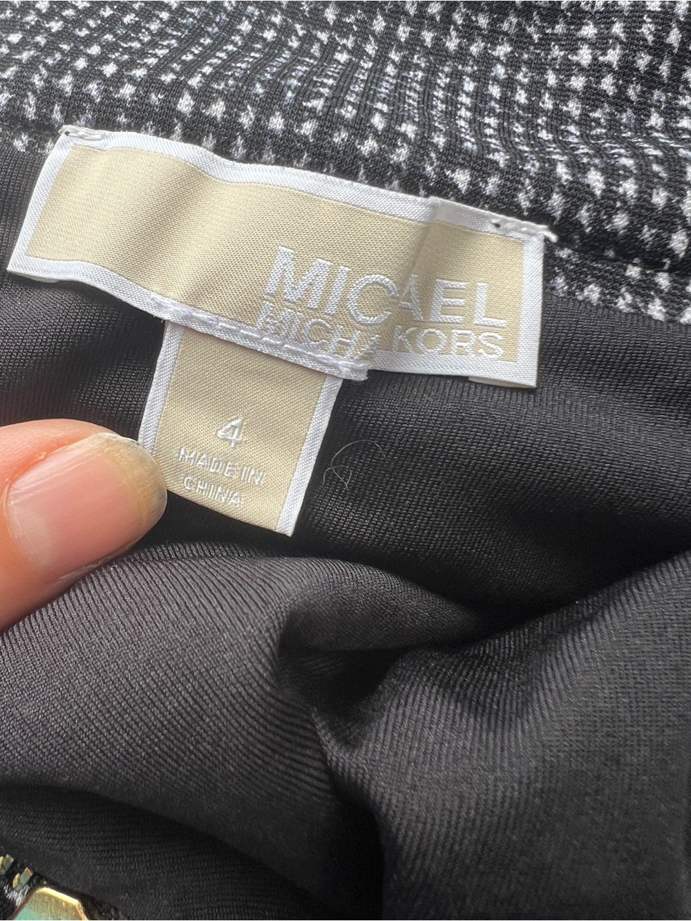Michael kors Black & White Tweed Pencil Skirt size 4 - Picture 3 of 6